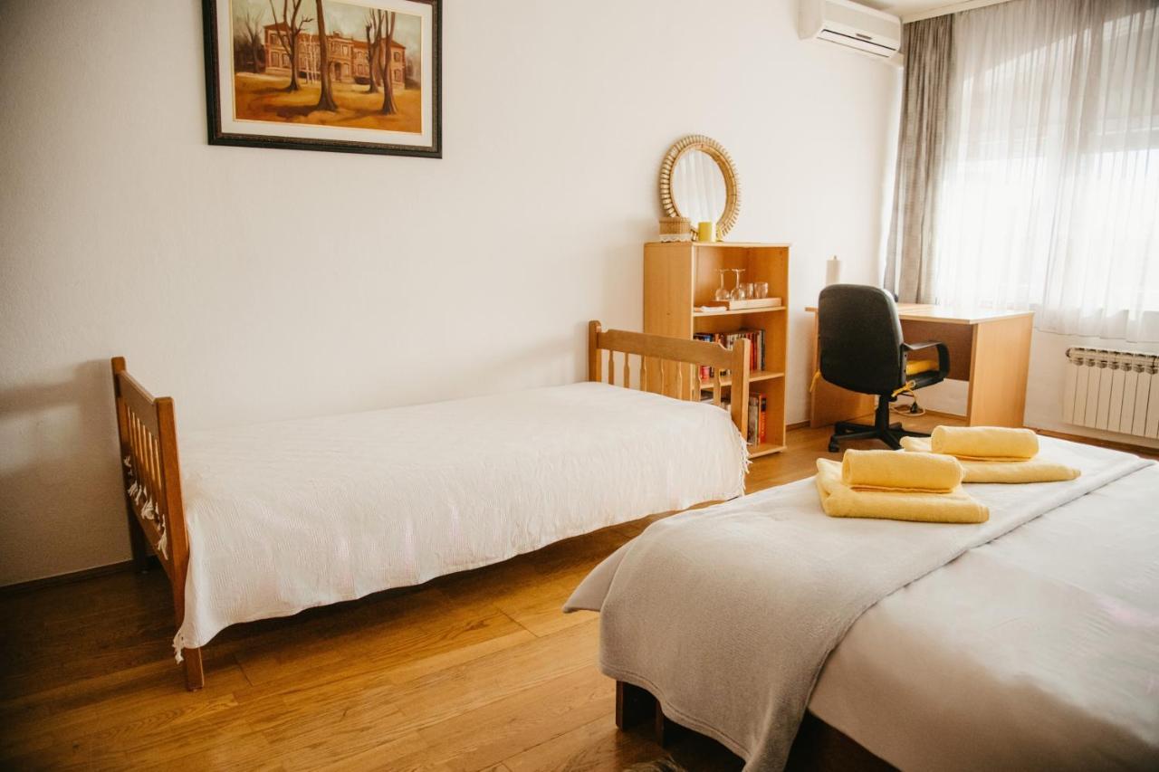 Soba Gloria Hotel Slavonski Brod Buitenkant foto