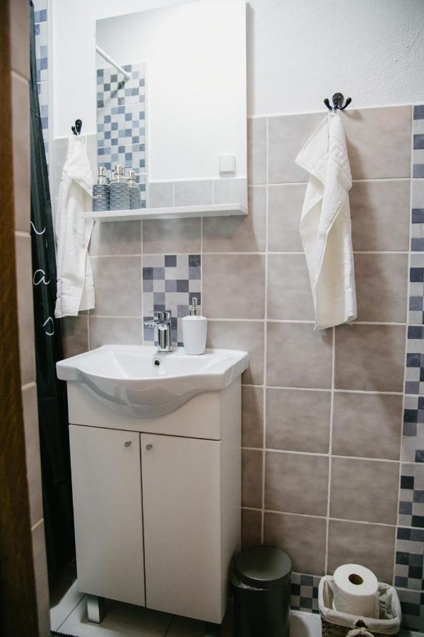 Soba Gloria Hotel Slavonski Brod Buitenkant foto